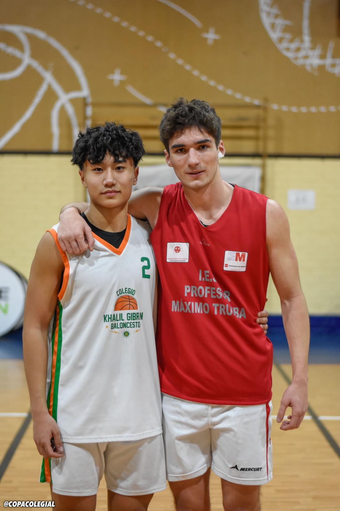 Khalil Gibrán vs. Profesor Máximo Trueba (Masculino)