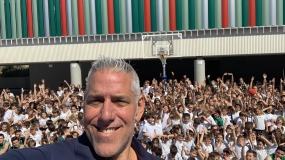 63 puntos, 630 autográfos... y muchas razones para alucinar con Arlauckas en San Ignacio de Loyola