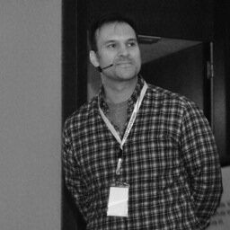 Angel Sanz poco antes de iniciar una de sus conferencias