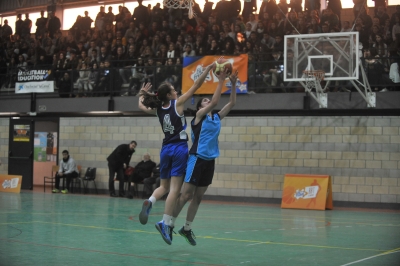 Brutal acción defensiva de Agustinas