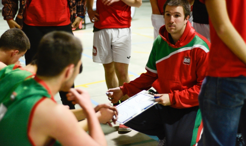 Aquí tenemos a los dos equipos masculinos finalistas de Vitoria