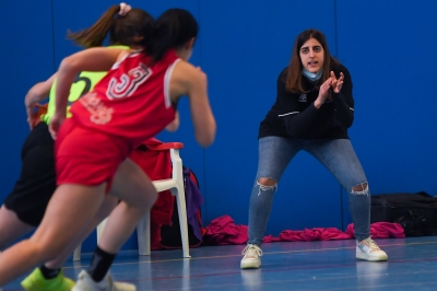 Villanueva, instruyendo