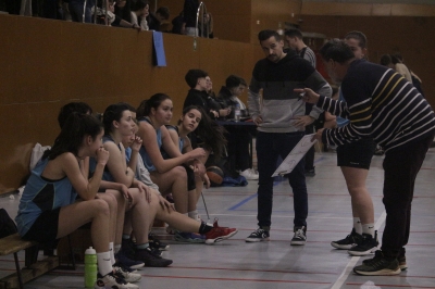 Oriol Suñé, dirigiendo el cotarro