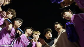 Billy y Pascual sacan a pasear su 4x4 en Poblenou