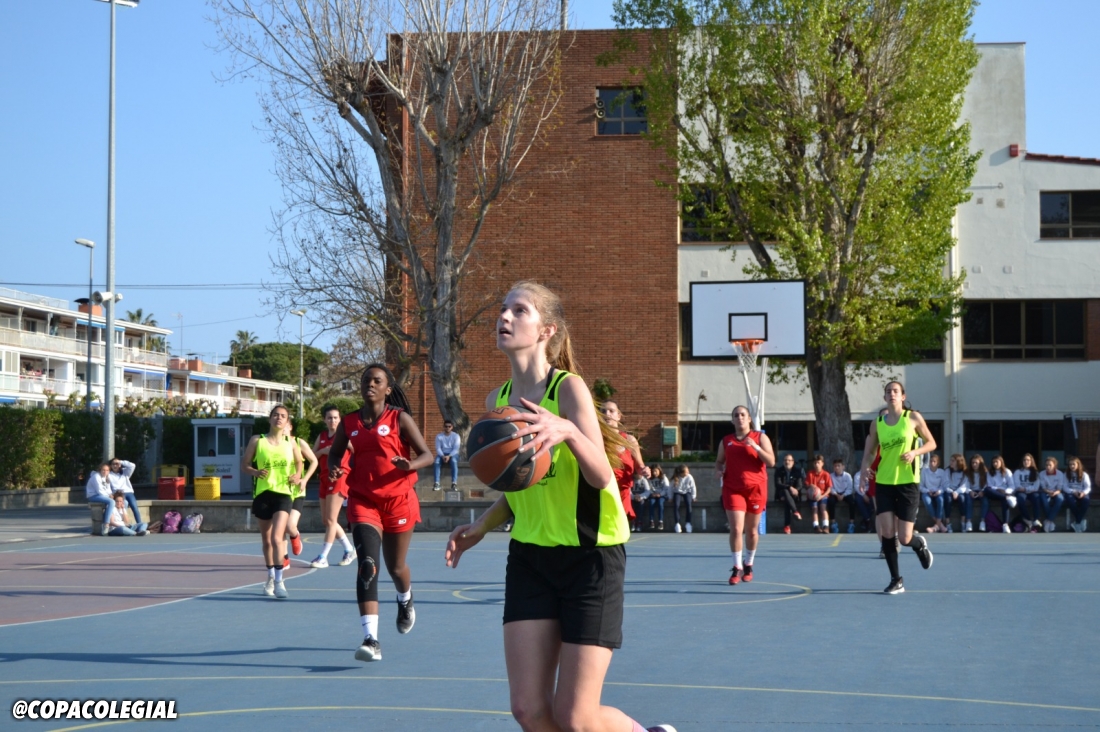 Bon Soleil vs. Santíssima Trinitat (Femenino)