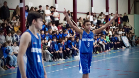Histórico Oms i de Prat: Manresa se estrena a lo grande en la Copa Colegial