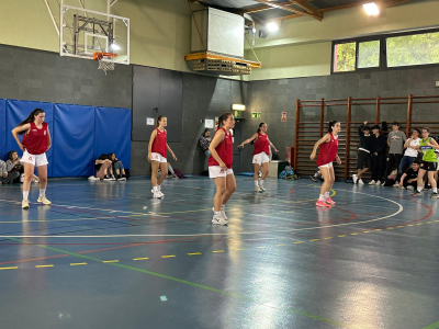 Agora plantó un rato la zona