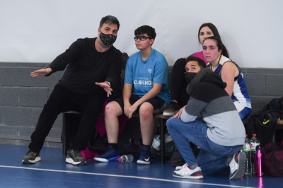 El banquillo de Pompeu Fabra, unido