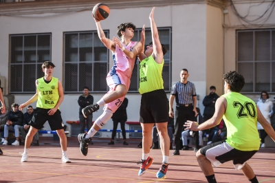 ¿Balonmano o baloncesto?
