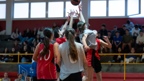 Sant Ignasi devuelve la ilusión en Sarrià un loable Albéniz