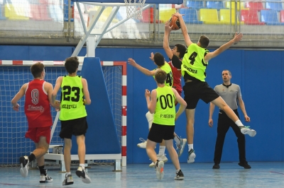 Uno de los 5 tapones de Garmendia