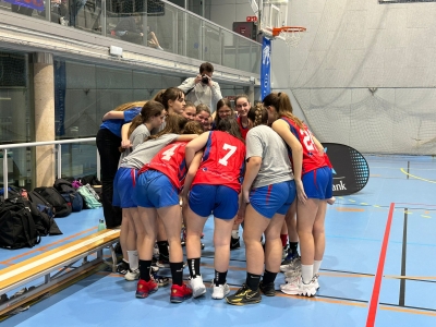 Las dragonas, unidas