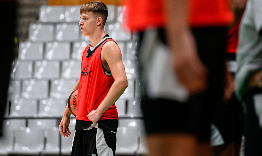 BOOM: ¡El MVP de la Final Nacional de la Copa Colegial 2023, Pau Majoral, debuta en ACB!