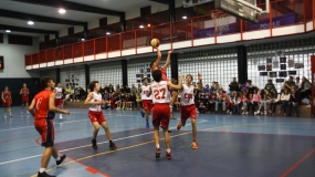 Buen Consejo es más rápido y se lleva la victoria. 