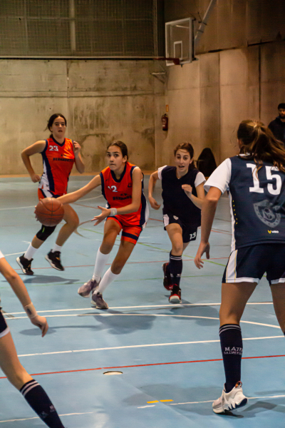 Brillante Claudia Carazo