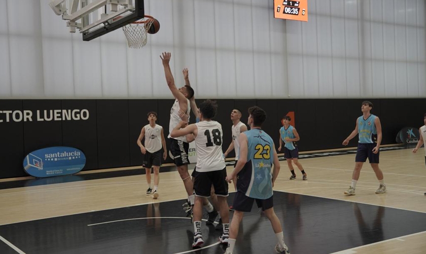 Comenzó el sueño: primera jornada de la Final Nacional de la Copa Colegial  2022