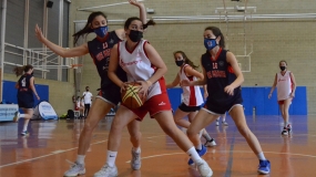 Compañía, a semifinales en un partido sin historia