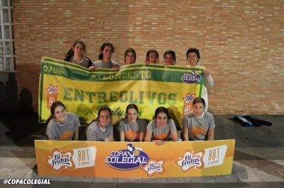 Entreolivos con la suya