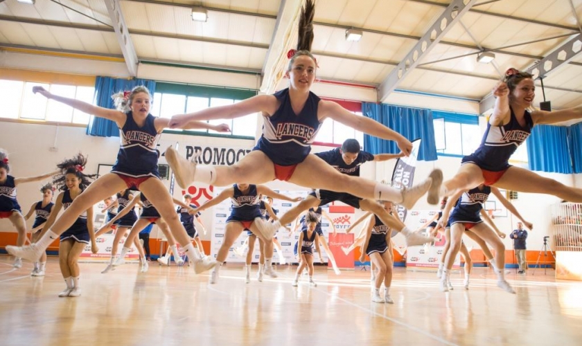 Concurso Colegial de Cheerleading (I) ¡Espectáculo en el Colegio Joyfe!