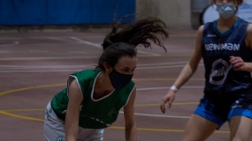 El coraje de Newman puede con la resistencia de las Dinos