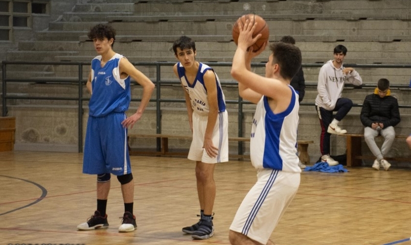 Cristo Rey recibe a Santa María en su partido de cuartos de final
