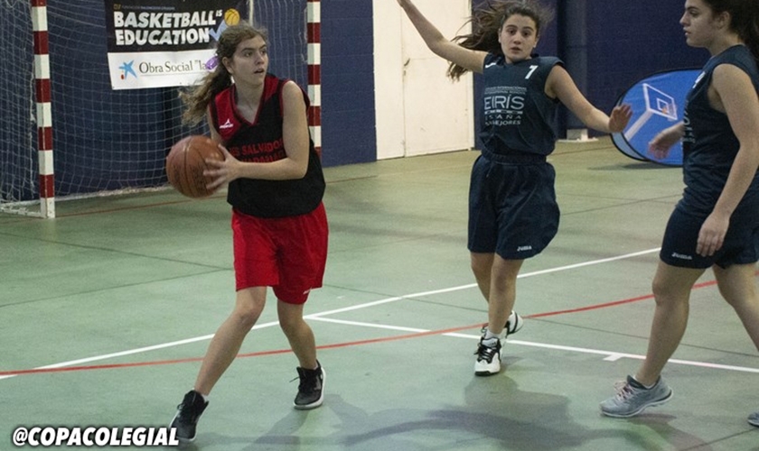 Eirís y Salvador se medirán en la primera semifinal femenina de la Copa Colegial A Coruña
