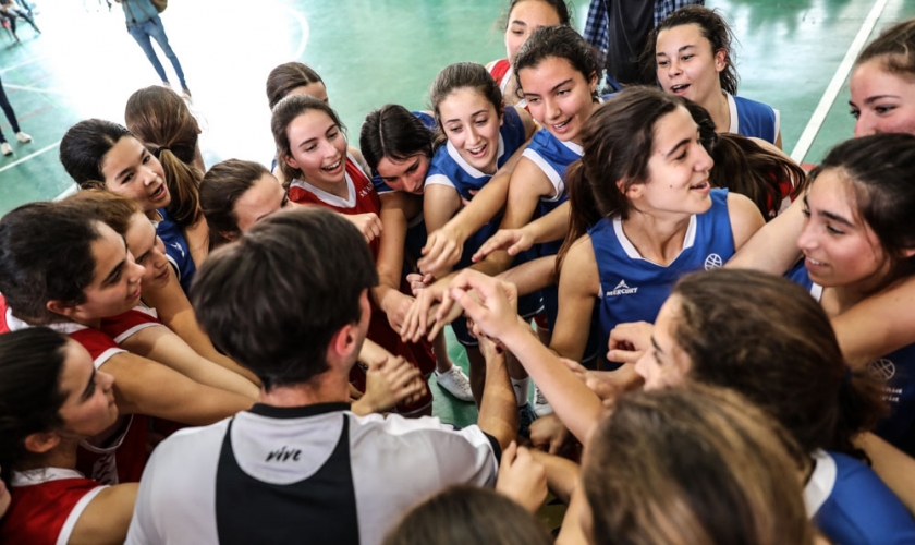 Ellas, las protagonistas de la Copa Colegial Sevilla
