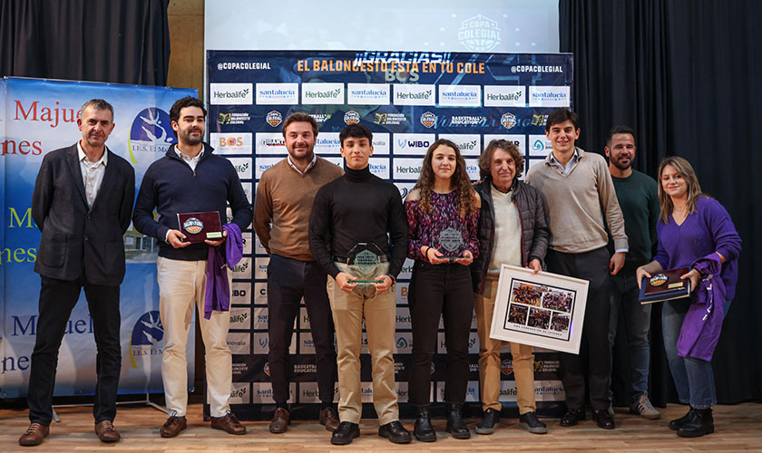 Emoción y nostalgia en el Salón de la Fama y los premios Mejor Jugador Estudiante en Sevilla