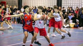 Emocionante final para un partido de profesionales