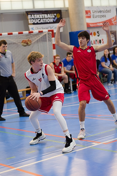 La presión de Escolapios