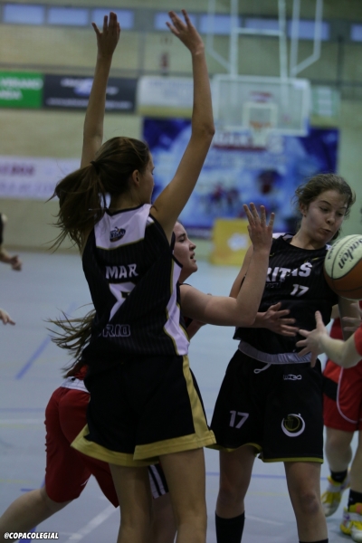 El choque comenzó siendo más que disputado