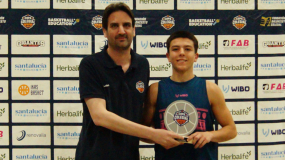 Gaizka Sanchotena, MVP Copa Colegial Vitoria: "Los años de esfuerzo del equipo han dado su fruto"