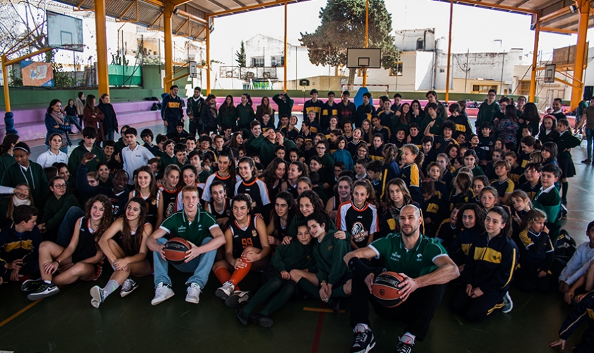 High School Experience en León XIII con una constelación de estrellas