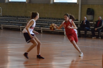Ángela Campos defendida por Susana Carreras