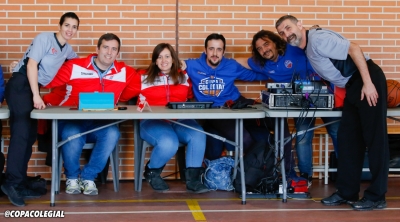 De nuevo, gran ambiente