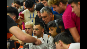 Increíble: el Instant Replay decide un partido en la Final Nacional de la Copa Colegial (VÍDEO)