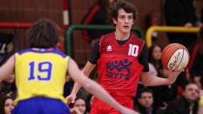 Kanguros Joyfe ganan y convencen ante los Abejorros Maravillas