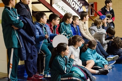 Los peques animando a tope