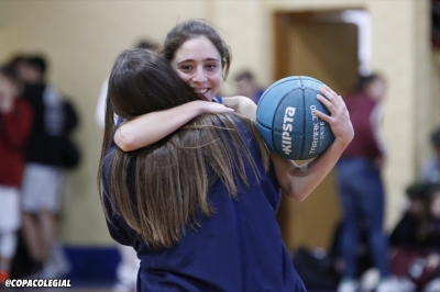 Mucha amistad entre ambos equipos 
