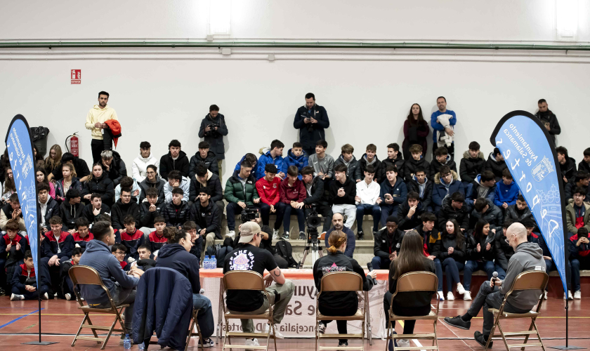 La Copa Colegial presenta candidatura en Salamanca ante 300 alumnos: crónica de una jornada especial