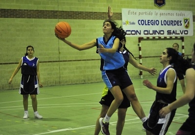 El partido tuvo emoción y buen basket