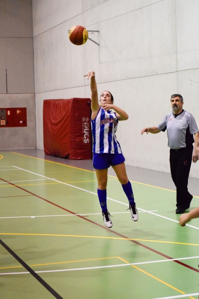 Carmen Del Real, con el único triple del parido