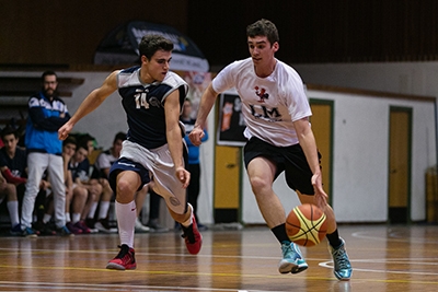 El partido fue igualado hasta el último momento