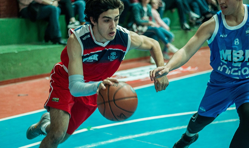 Los históricos se citan en semifinales 