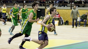 Los leones de Mirabal superan a los campeones en la prórroga