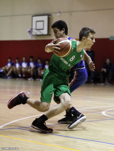 Rómulo Aguillaume, sin rival en el uno contra uno