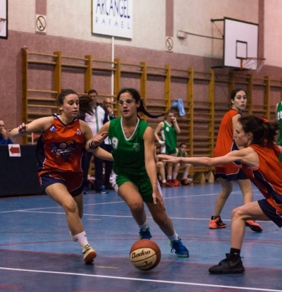 Rompiendo por el centro 