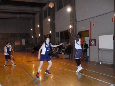 Gómez lo intentó sin éxito para los Hipos