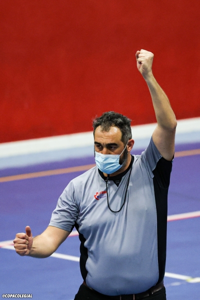 El arbitraje estuvo a la altura del partidazo