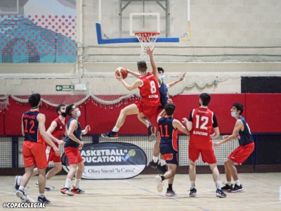 D. De Teresa entrando a canasta.